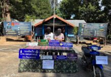 ขยายผลกวาดล้างยกแก๊ง! ทหารพราน 2103 สนธิกำลังรวบ 4 ผู้ต้องหา ยึดยาบ้าเกือบ 2 หมื่นเม็ด คามุกดาหาร