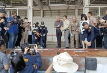 กรมศุลกากรทลายขบวนการลักลอบค้างาช้างข้ามชาติ ซุกซ่อนไม้แปรรูป ตรวจยึดกว่า 3.1 ตัน มูลค่าสูงถึง 155 ล้านบาท