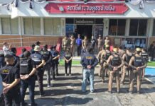 สภ.บ้านบึง จ.ชลบุรี บูรณาการเข้ม! ประสาน 5 หน่วยงาน ลุยตรวจ-จับกุมเครือข่ายบริษัทนอมินีถือหุ้นแทนต่างด้าว