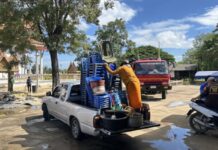 แปลงยาวระดมจิตอาสา ทหาร ประชาชน ลุย Big Cleaning Day ฟื้นฟูวัดด่านเงิน หลังน้ำท่วมขังเกือบเดือน เร่งคืนศาสนสถานให้กลับมาใช้งานได้